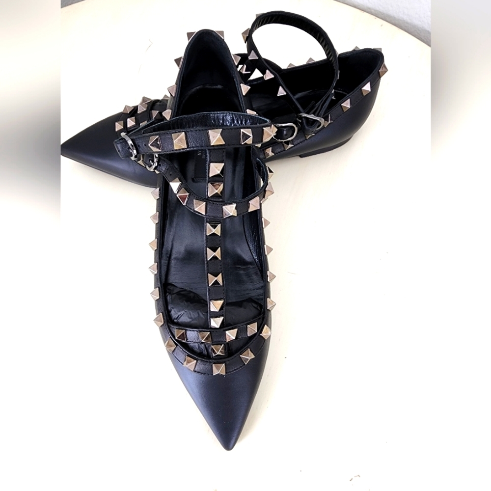 VALENTINO